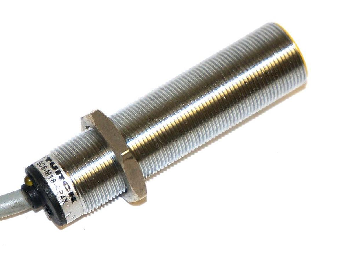 Used TURCK  BC 5-M18-AP4X-0.2M-RS 4T CAPACITIVE SENSOR M2504090, BC5-M18-AP4X