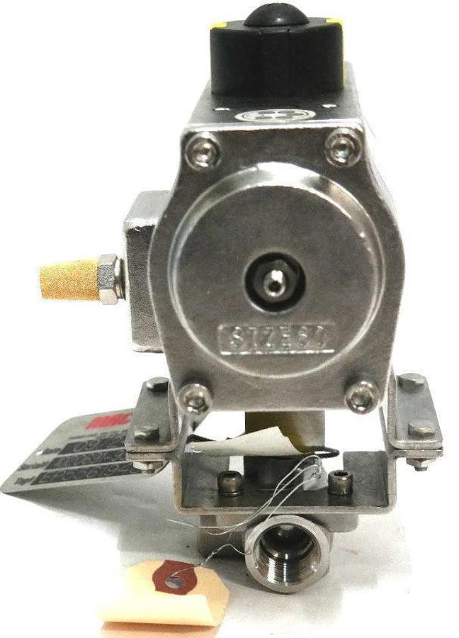 UNITORQ A30K55SLS SS PNEUMATIC ACTUATOR W/ APOLLO 76-603-01 THREADED BALL VALVE