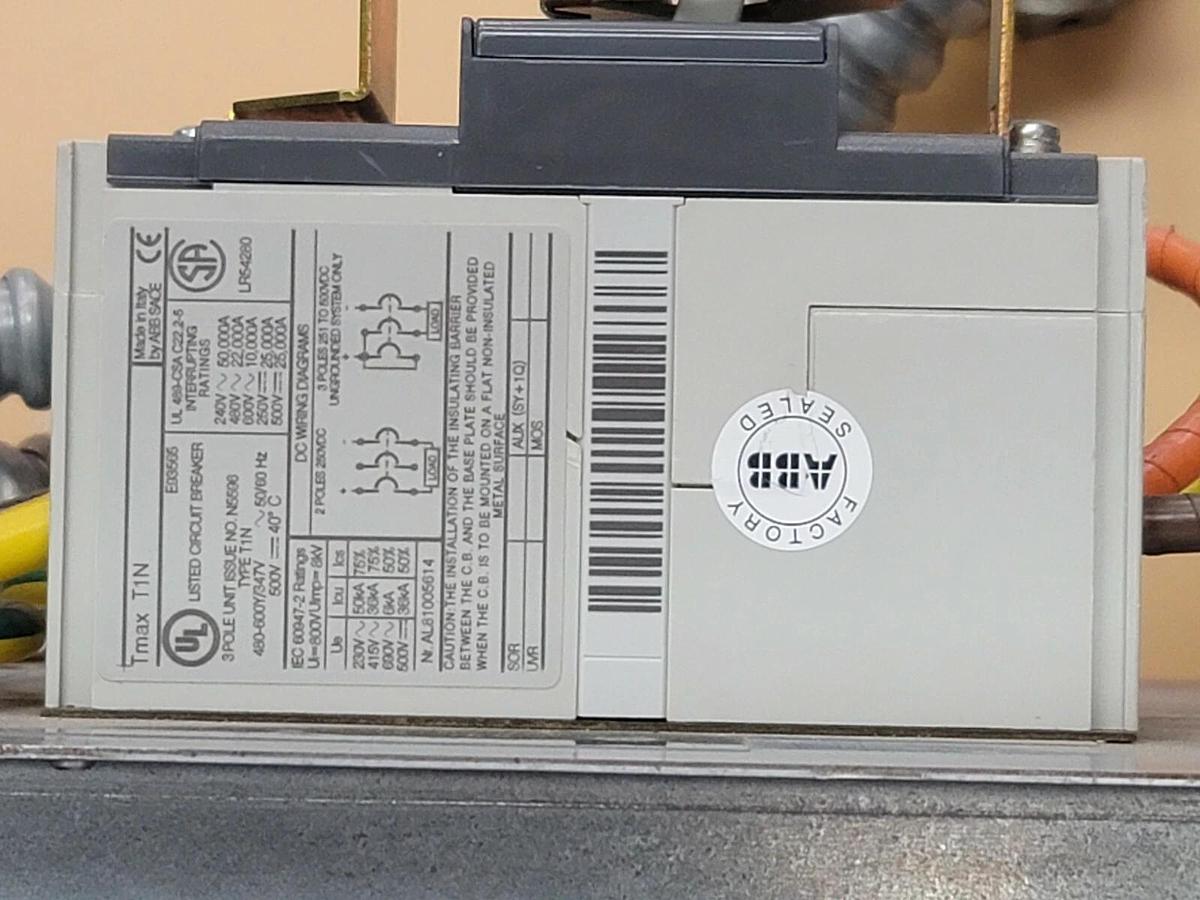 Used ABB ACH550-PCR-038A-4+B055 AC DRIVE 25HP 60AMP