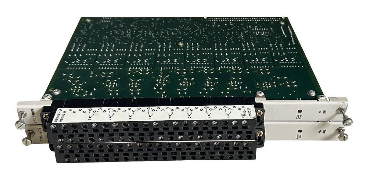 Used 2 SIEMENS TEXAS INSTRUMENTS 505-7028 / 5057028 8-PT 505 ISOLATED TC/mV MODULE