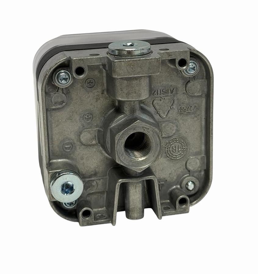 Used New Krom Schroder DG50UG-3K2 DG50UG3K2 Gas Pressure Switch 84447372