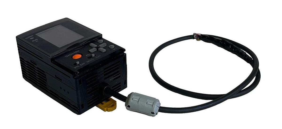 Used OMRON ZFV-A25 / ZFVA25 SMART SENSOR AMP UNIT 24Vdc 0.6A PNP