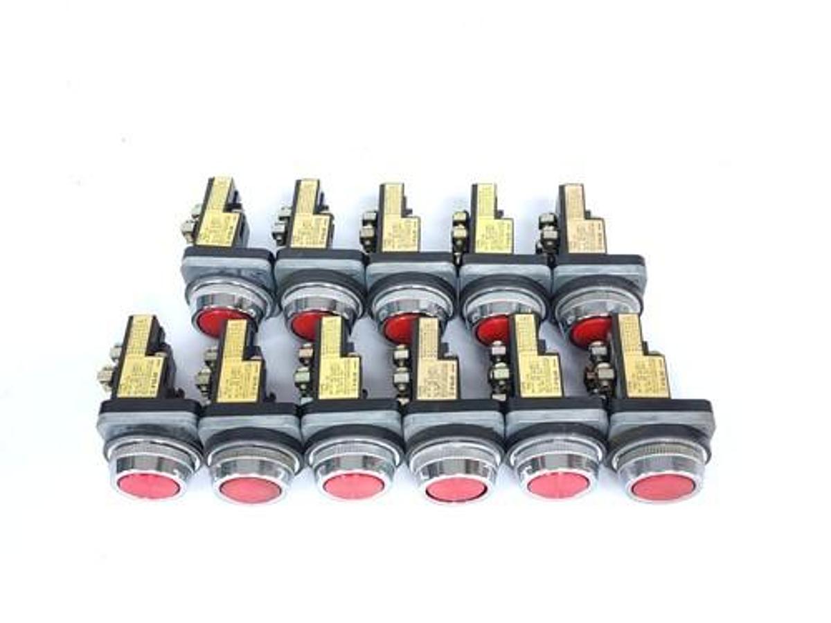 Used LOT OF 12 FUJI ELECTRIC 70C-IA / 70CIA FLUSH RED PUSHBUTTON CONTACT BLOCK 600V