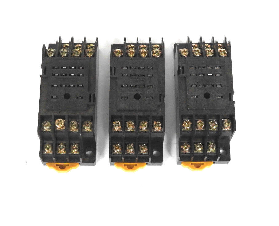 Used LOT OF 3 NEW OMRON 2-M4X10 RELAYS 5A, 250V