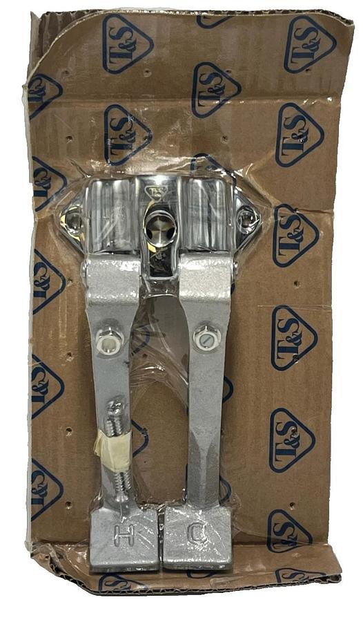 T&S Brass B-0505 Double Pedal Valve Ledge Mount Foot Pedal Control 1/2" NPT