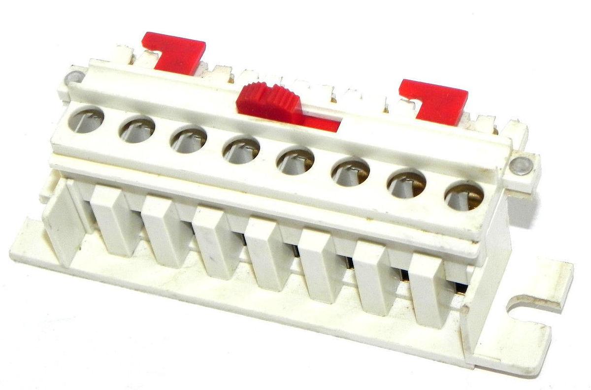 Used MIDDCO 21520 TERMINAL BLOCK 8POLE DUAL MOUNT