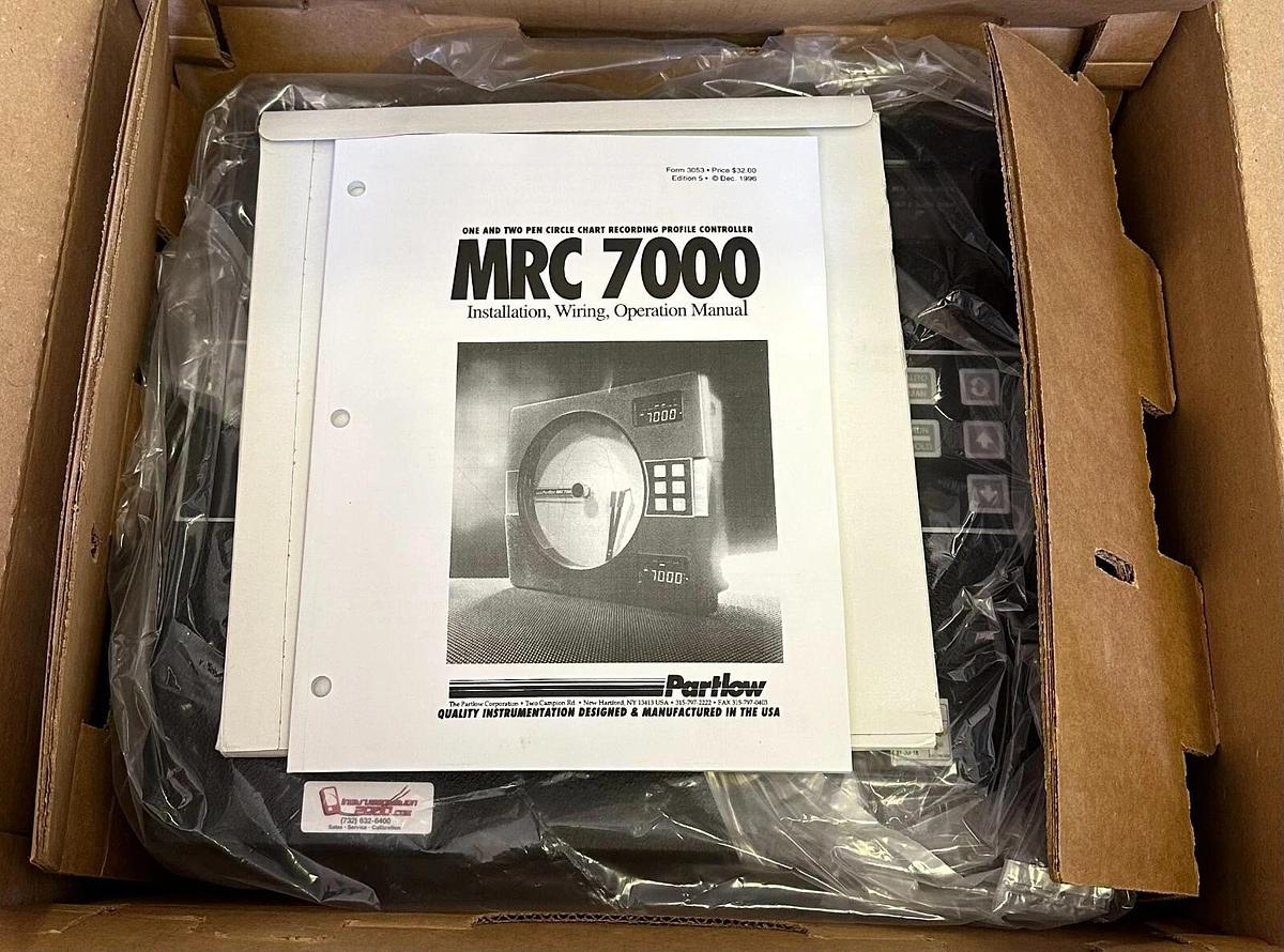NEW PARTLOW 730600000021 MRC 7000 CHART RECORDER 115VAC 50/60Hz 1-PEN W/ MANUAL