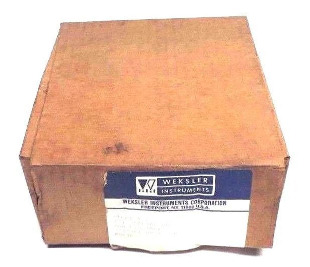 NIB WEKSLER 14-Z REGAL GAUGE 4-1/2" 0-300PSI, 1/4" NPT BOTT CONN.