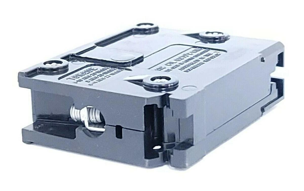Used BOX OF 11 NEW CHALLENGER C130 CIRCUIT BREAKERS TYPE C 1P, 30A
