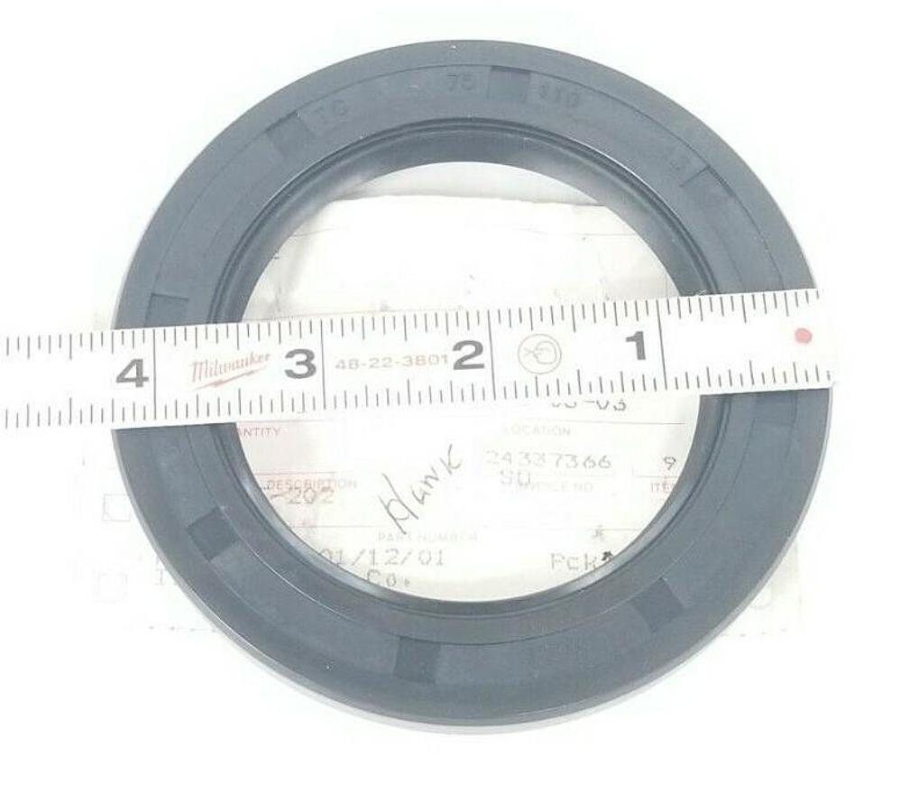 Used NEW ASA TC-75-110-13-2 OIL SEAL 2240 3'' IN. ID 4-3/4'' IN. OD TC 75 110 13 2