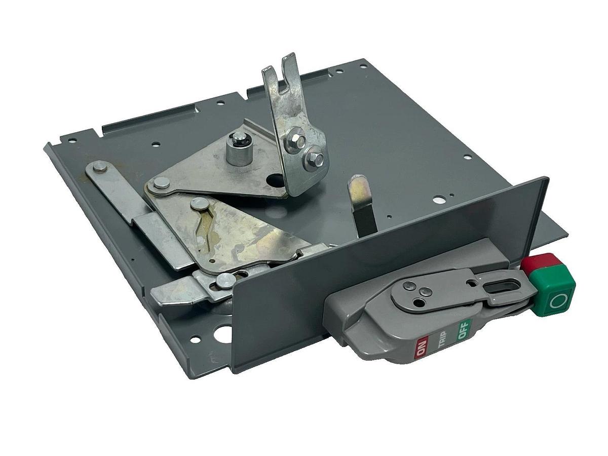 Square D 80439-402-51 Handle Mechanism for Class 9422 Disconnect Switches, NSNP