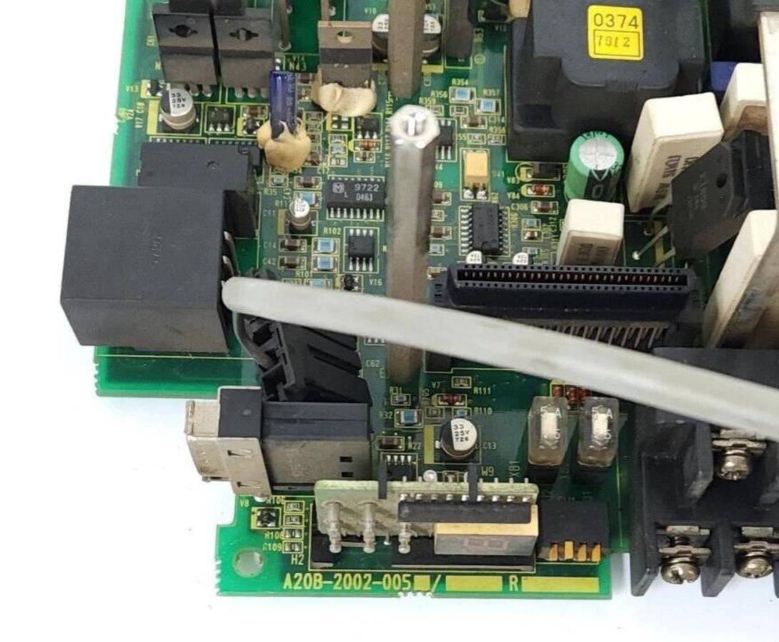 Used FOR PARTS FANUC A20B-2002-005 / A20B2002005 SERVO DRIVE BOARD