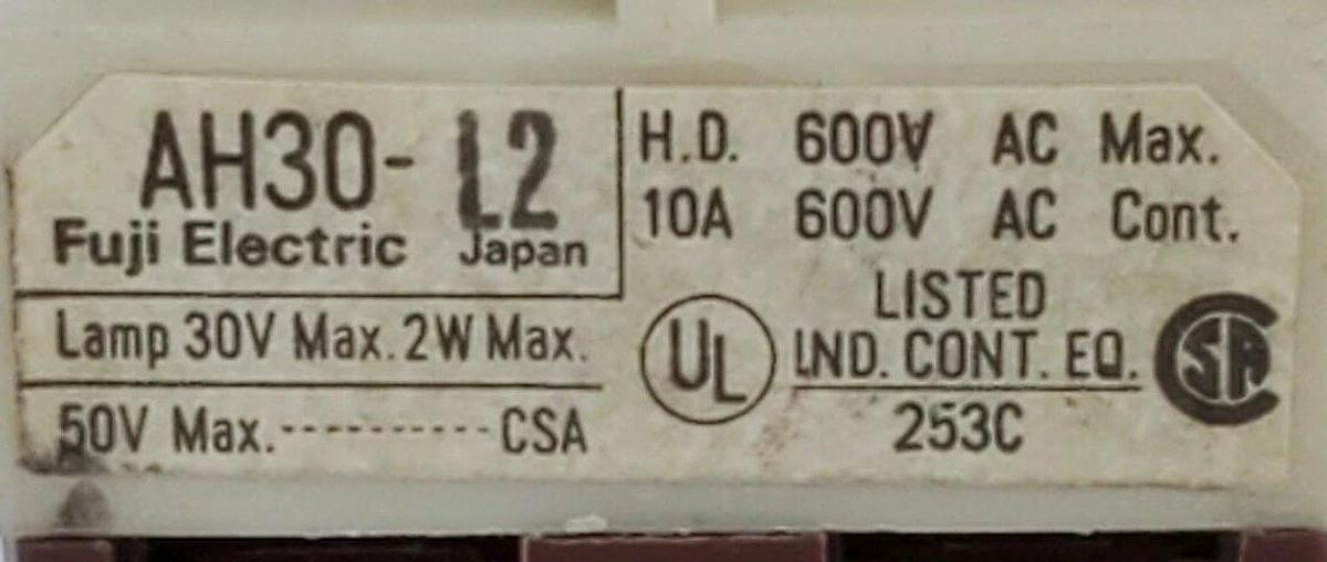 Used FUJI ELECTRIC AH30-L2 RED ILLUMINATED PUSH BUTTON W/ AHX 290 & AHX 291 CONTACTS