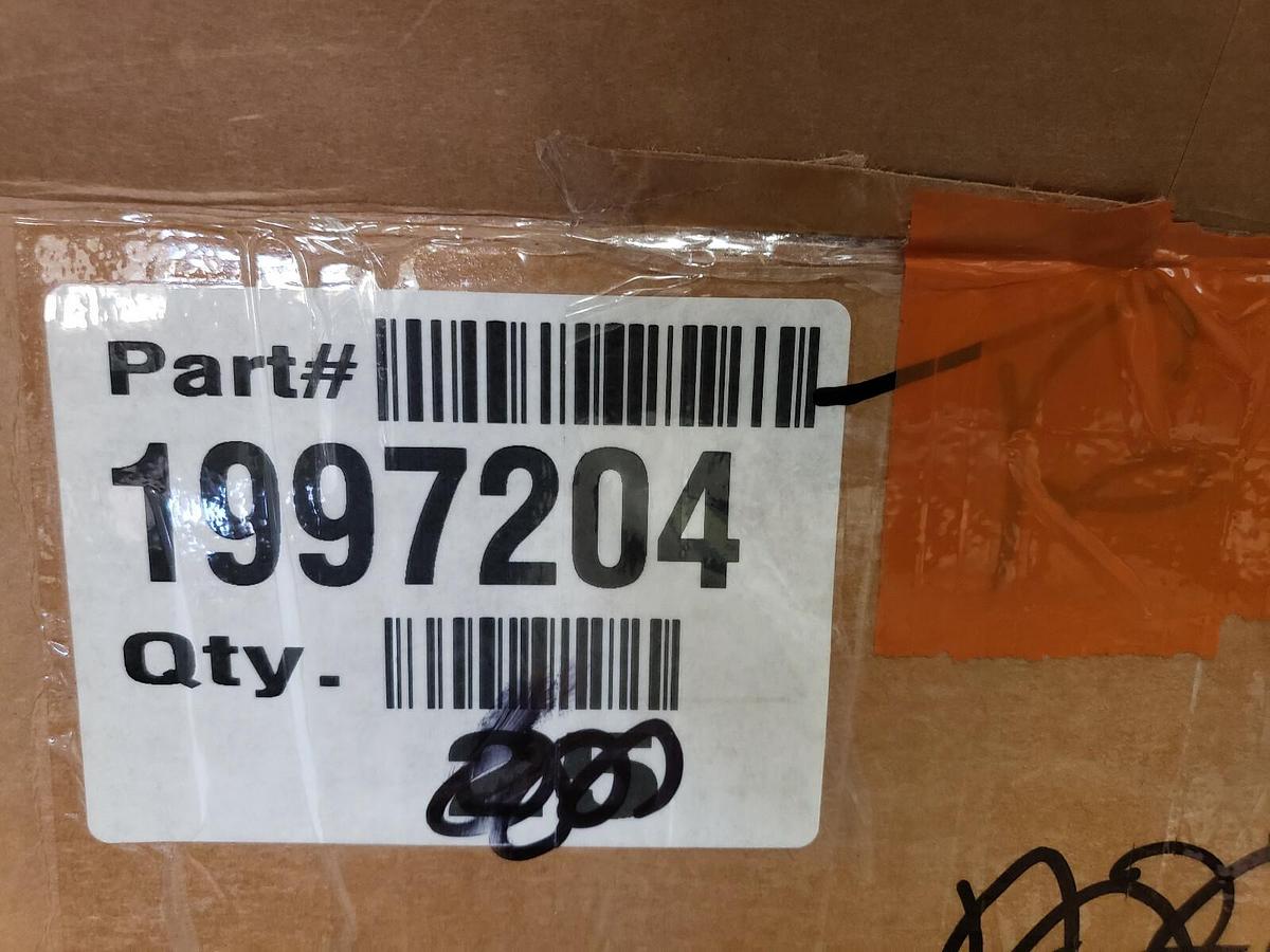 Used NEW NEWHAVEN DISPLAY NHD-0440AZ-RN-FBW LCD DISPLAY MODULE 113258-12-07-26