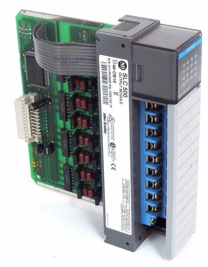 Used ALLEN BRADLEY SLC 500 1746-OB16 OUTPUT MODULE SER D 1746OB16