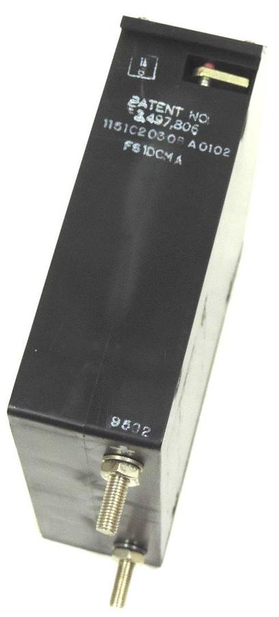 NIB INTERNATIONAL INSTRUMENTS 1151 METER RANGE: 0-800 AMPS D.C. FULL SCALE 100MV