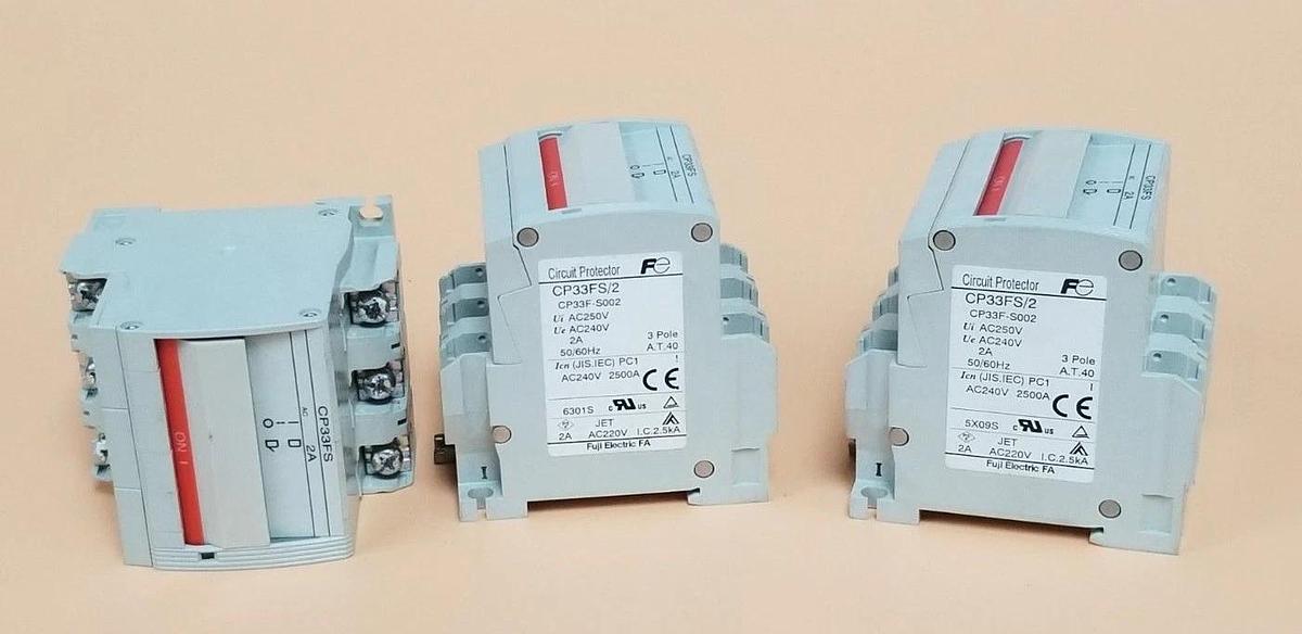 Used LOT OF 3 FUJI ELECTRIC CP33FS/2 CIRCUIT BREAKERS 3P, 2A, CP33FS2