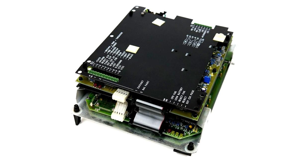 Used GORING KERR TEK DSP1 OPERATOR INTERFACE TK7951/TK950 TEKDSP1 TK2012/300K-R
