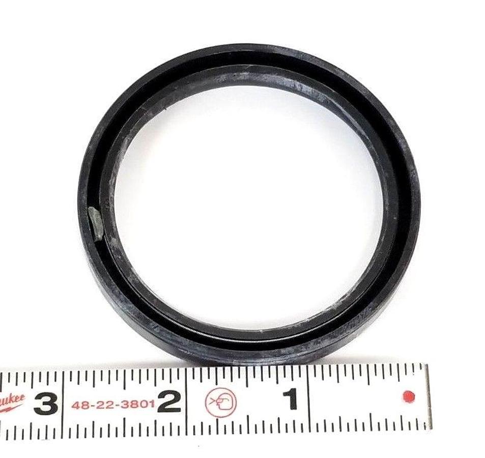 Used LOT OF 4 NEW NAK 60X74X10 SEALS