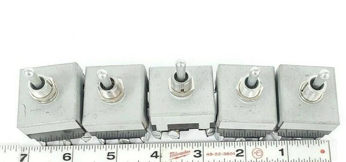 Used LOT OF 5 MCGILL 0140-3023 TOGGLE SWITCHES 01403023