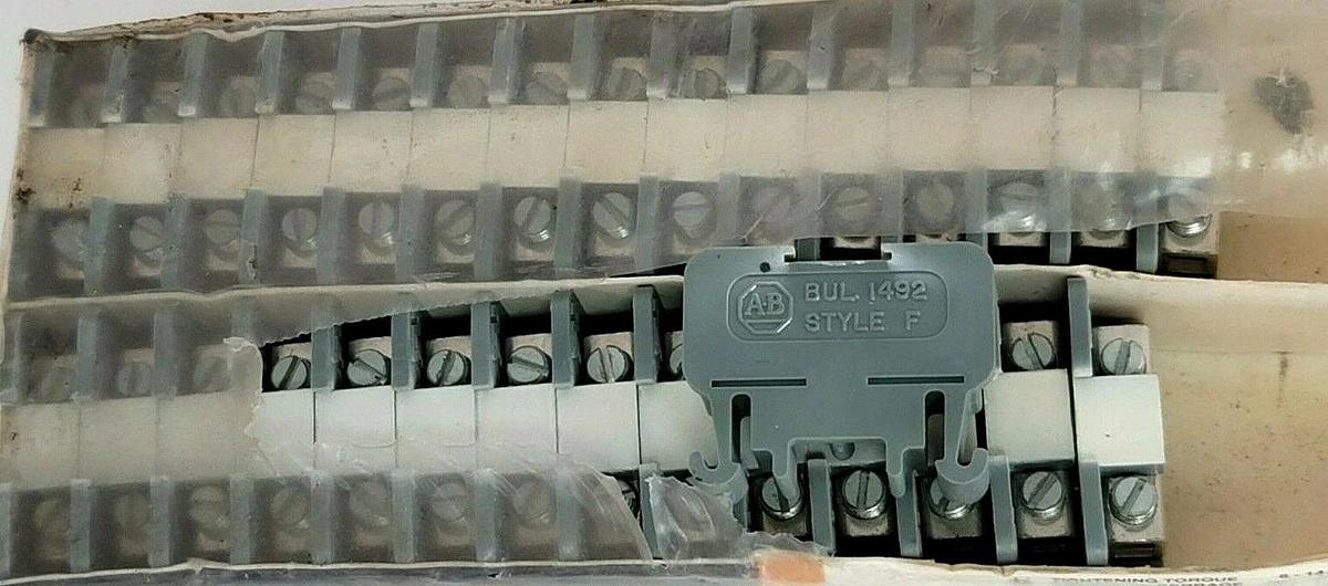LOT OF 30 NEW ALLEN BRADLEY 1492-F1GY TERMINAL BLOCKS 1492F1GY SER. B