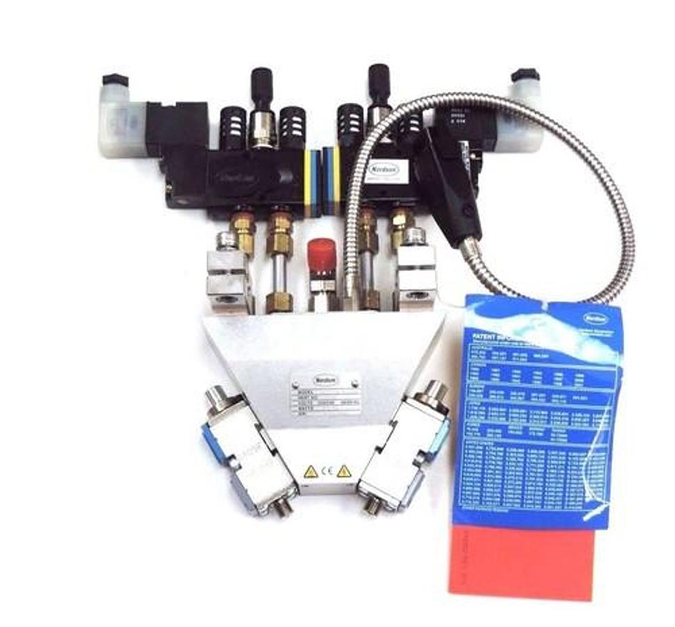Used NIB NORDSON 731989 BLUE SERIES PNEUMATIC GUN, SOLIDBLUE A-2-T-30-VARISTOR