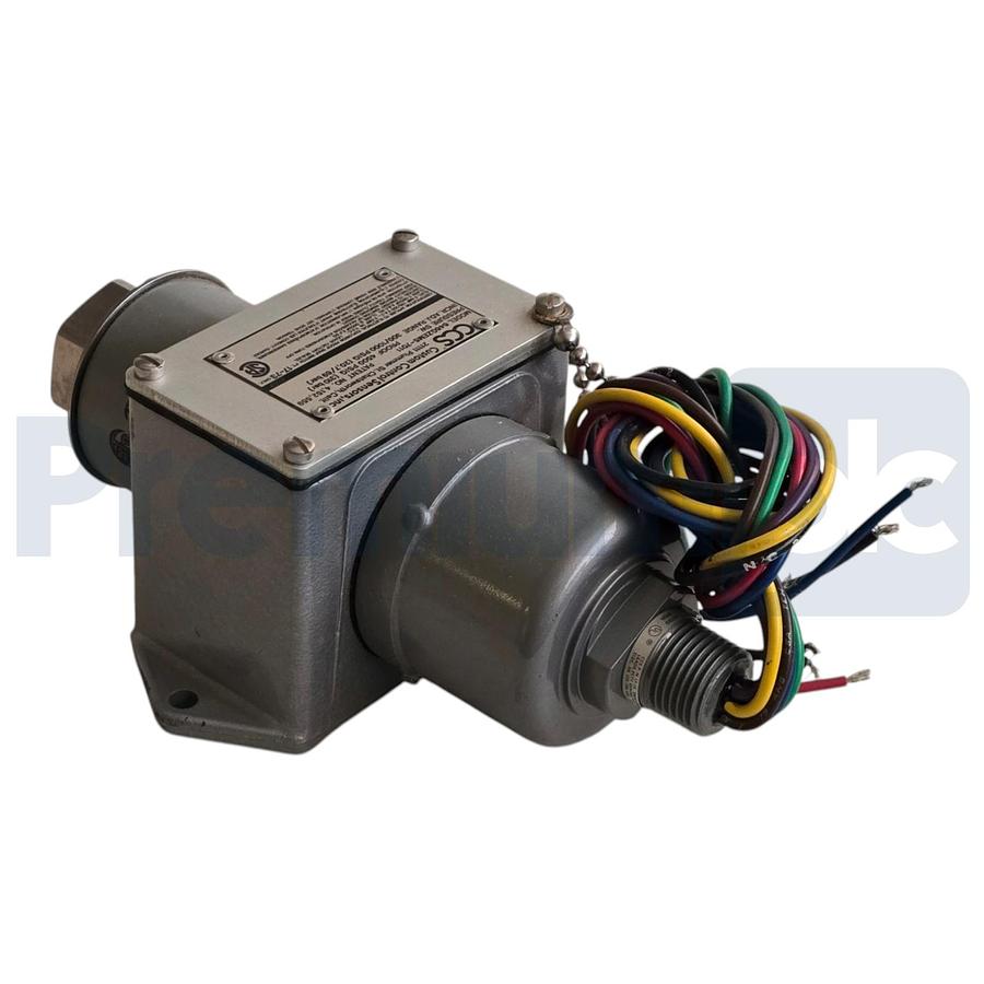 Used CCS Custom Control Sensors 646GZEM5-7011 Dual-Snap Pressure Switch 300-1000 PSIG