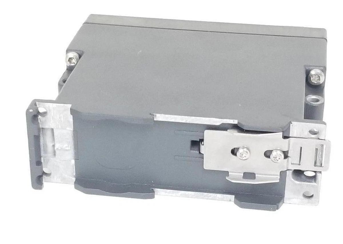 Used SIEMENS SCALANCE X005 1P 6GK5-005-0BA00-1AA3 ETHERNET SWITCH 6GK50050BA001AA3