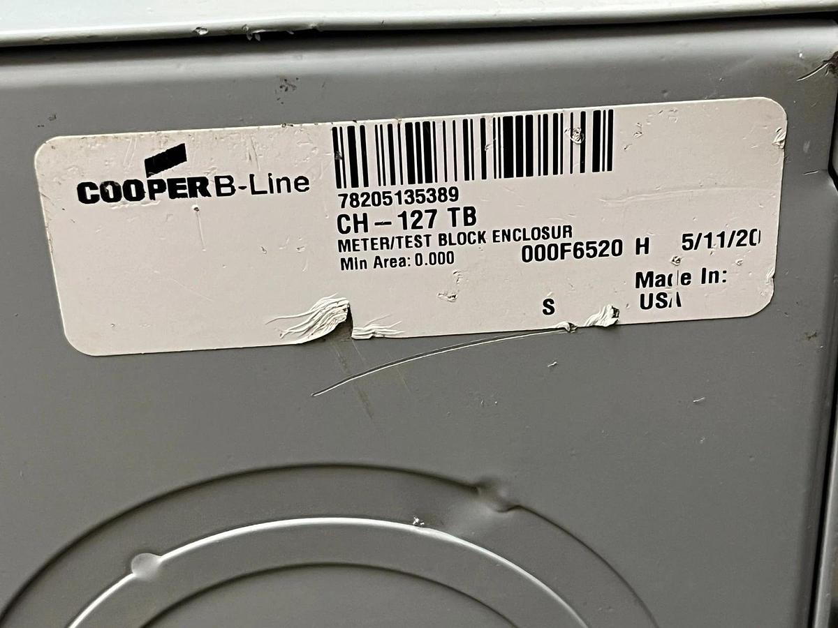 Eaton Cutler-Hammer CH-127 TB 3P 4W 200A 600V NEMA 3R Meter Socket 127TB-NS