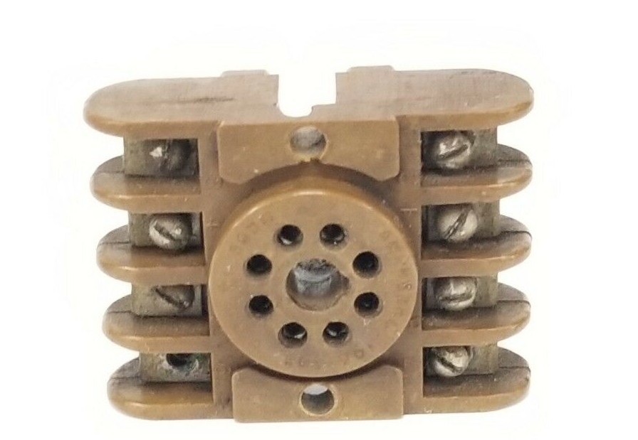 Used AMPHENOL 146-103 RELAY SOCKET 8PIN 146103