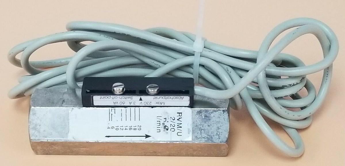 Used STASTO RVM/U-2/20 G 1/2" NPT FLOW SENSOR RVM/U 2/20 10XM2020XG15S 30009684/0019