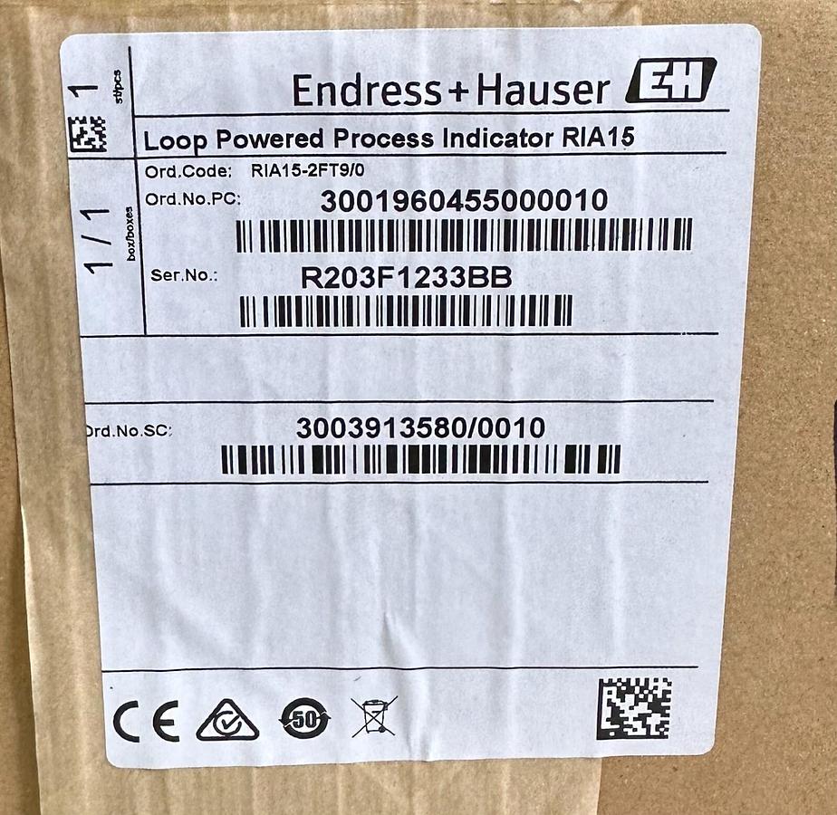Used NEW Endress+Hauser RIA15-2FT9/0 / RIA152FT90 LOOP INDICATOR W/ HART COMMS RIA15