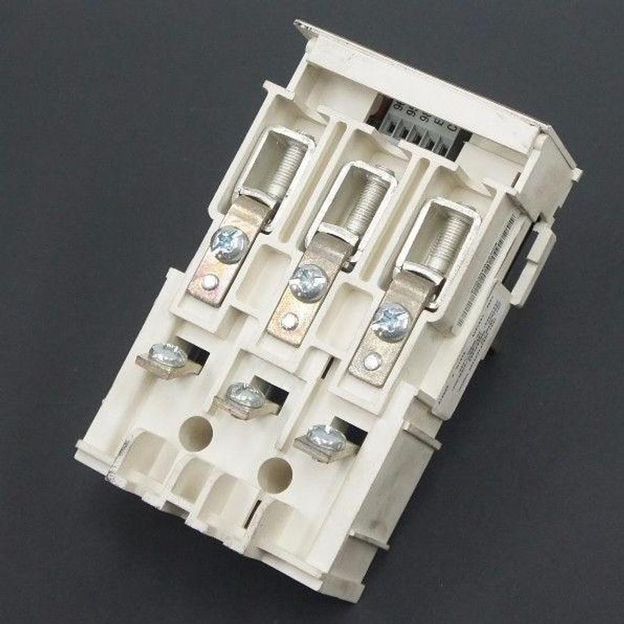 Used NEW CUTLER HAMMER WB33FJY7 SIZE 3 STAND ALONE RELAY 2A95040E06 MODEL: E.001