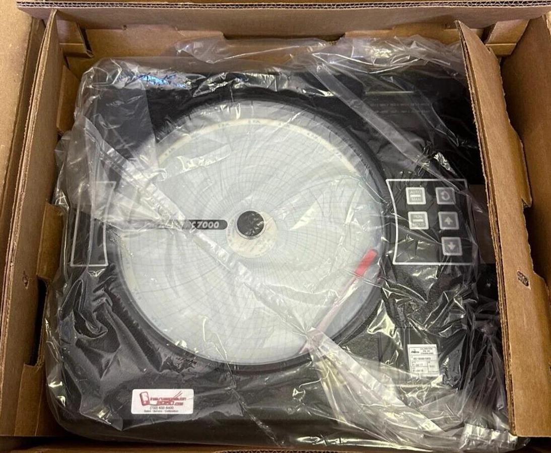 NEW PARTLOW 730600000021 MRC 7000 CHART RECORDER 115VAC 50/60Hz 1-PEN W/ MANUAL