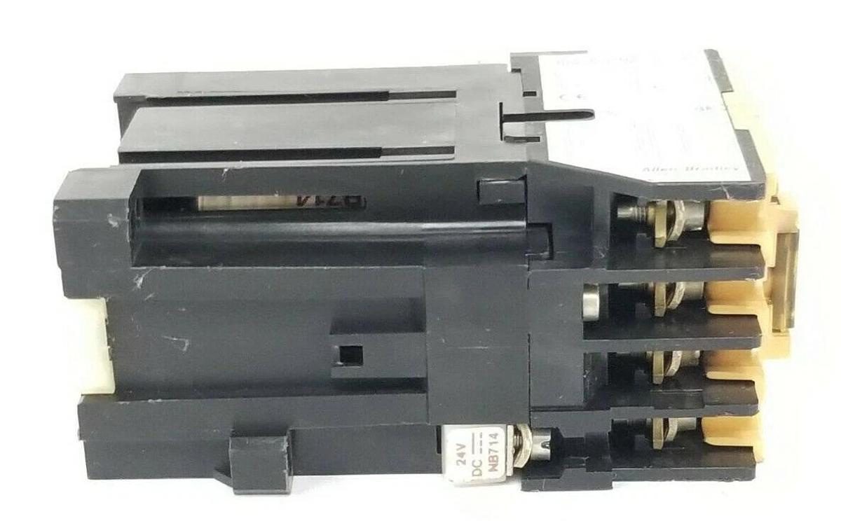 Used ALLEN BRADLEY 100-A12NZ*3 CONTACTOR 100A12NZ3, 24V DC, SERIES B