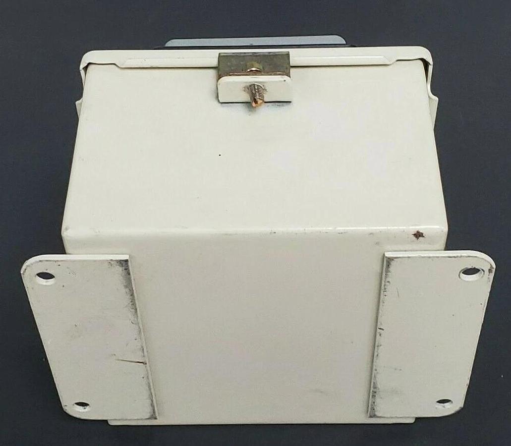 Used MENCOM CORP NEMA TYPE 4 PROGRAMMING PORT W/ 6''x6''x4'' IN. ENCLOSURE