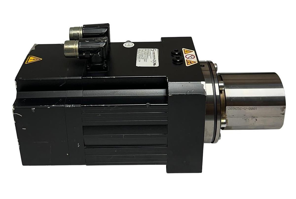 Used STOBER DRIVES EZM702USFJC4P133 / 1722746/000/000/010/2 AC SERVO MOTOR 133V USNP
