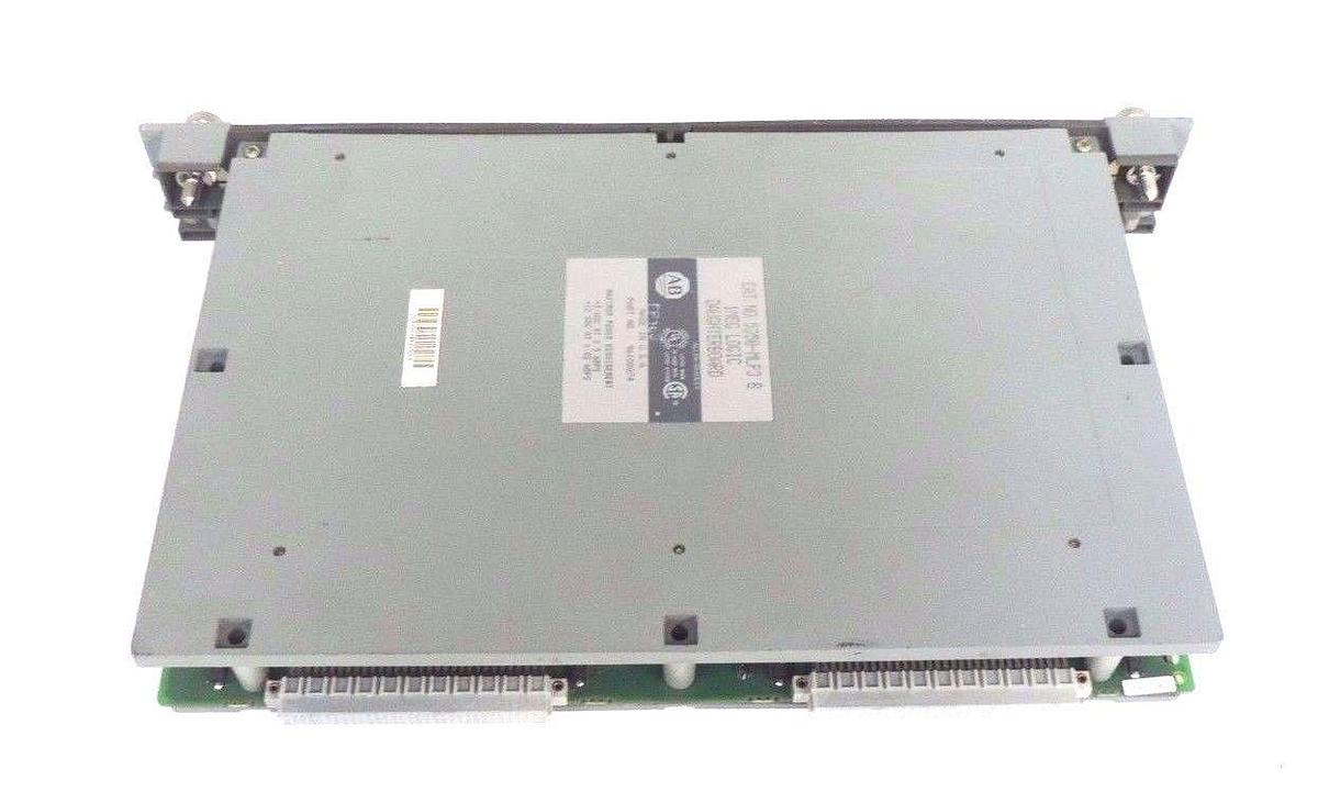 Used ALLEN BRADLEY 5250-LP SER. B PROCESSOR REV. A08, 96101475 W/ 5250-MLP3 SER. B