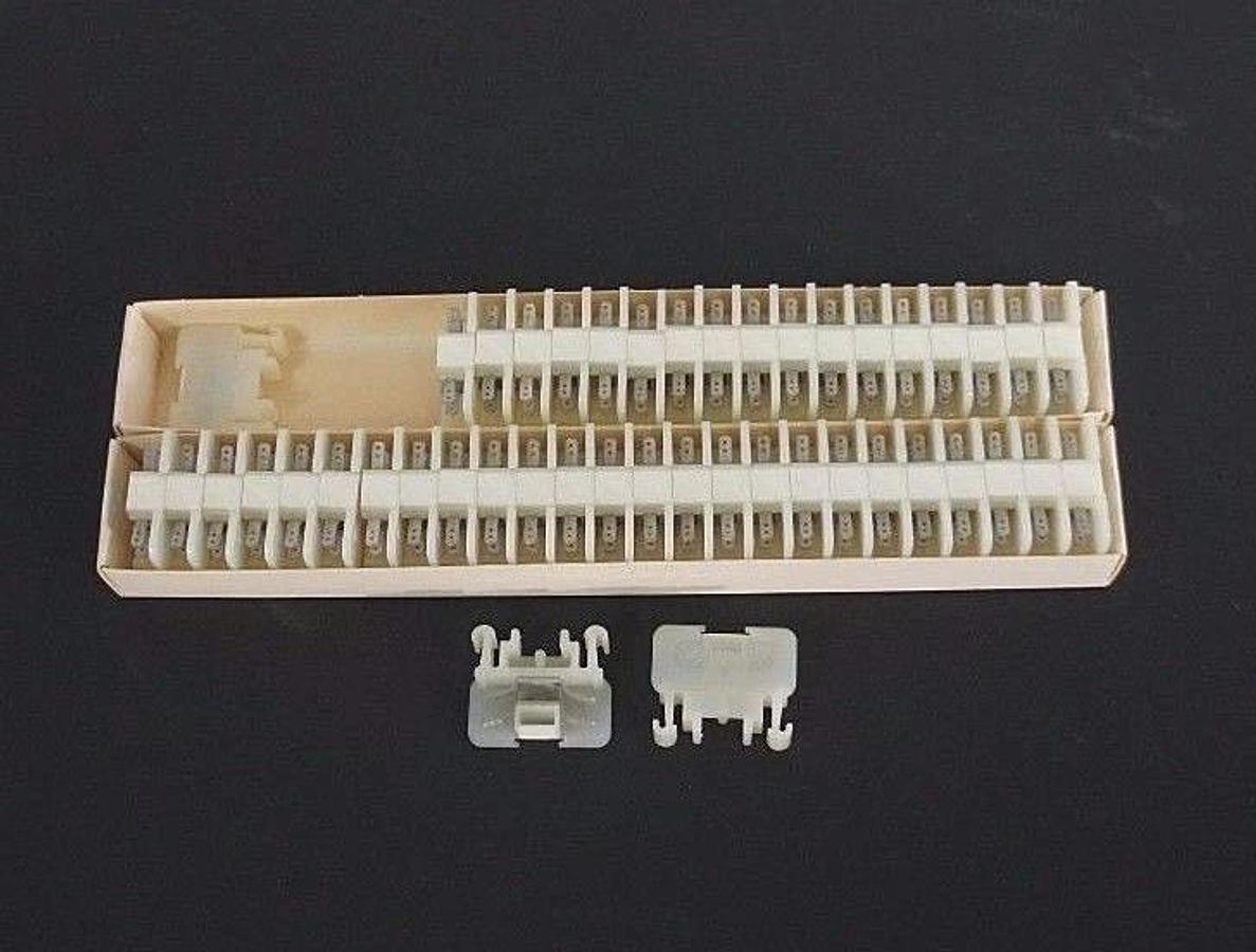 Used BOX OF 45 NEW ALLEN BRADLEY 1492-F4 SER. A TERMINAL BLOCKS 1492F4