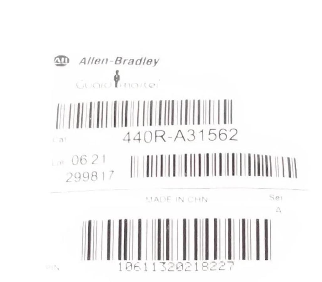 Used NEW ALLEN BRADLEY 440R-A31562 MONITORING SAFETY RELAY FUSE SER. A