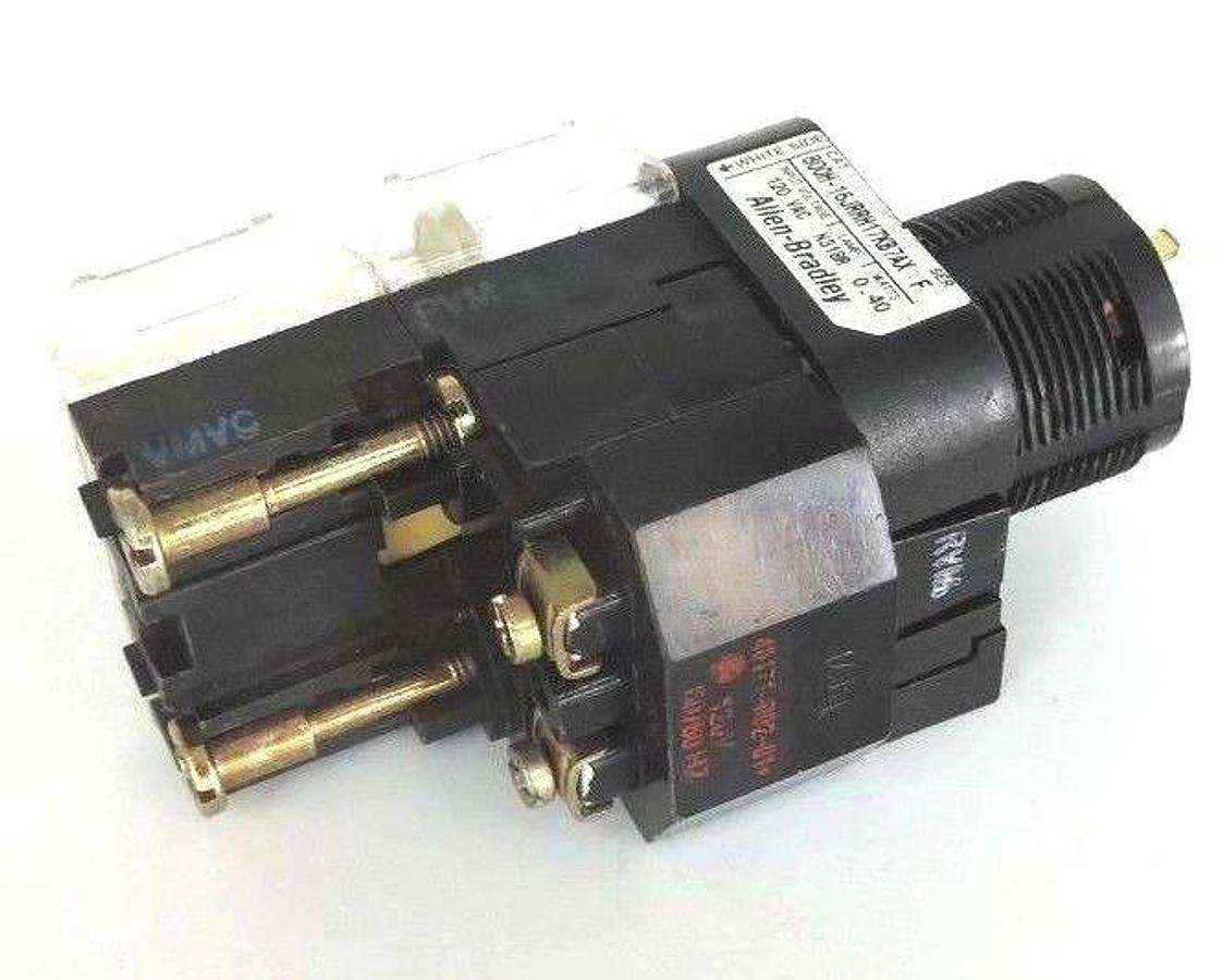 Used ALLEN BRADLEY 800H-16JRRH17KB7AX PUSHBUTTON 800H16JRRH17KB7AX SER. F 120 VAC