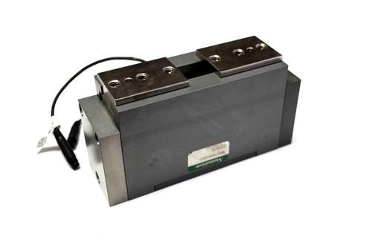 Used NUMATION NRG150S1ZC1 G14405 NRG-SERIES GRIPPER W/ 2 940-100-331 SWITCHES
