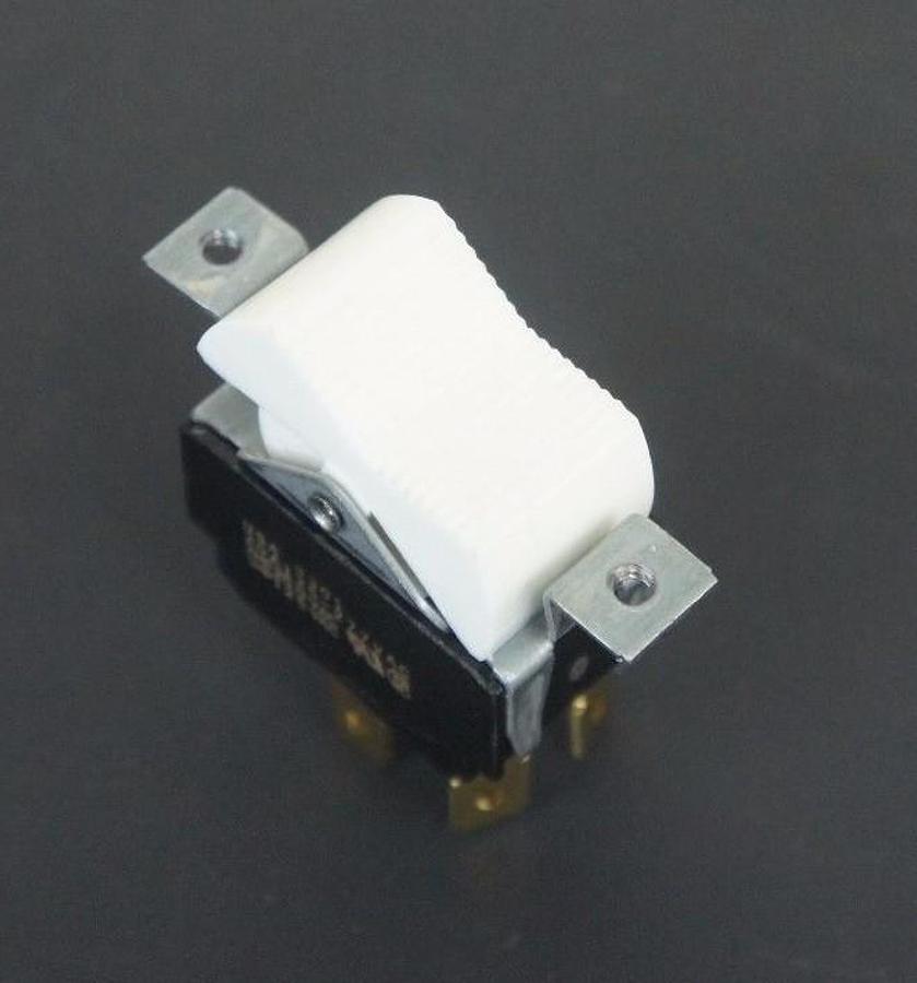 Used NEW GENERIC 9301 TOGGLE SWITCH 20A, 125-277VAC