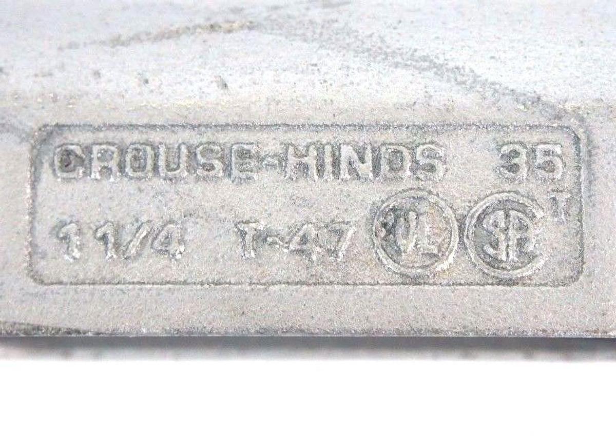 BOX OF 2 NEW COOPER CROUSE-HINDS T47 CONDUIT OUTLET BODIES FORM 7, 1-1/4"