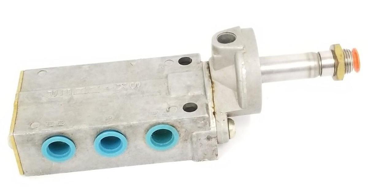 Used NEW HONEYWELL SKINNER 5-PORT VALVE ASSEMBLY