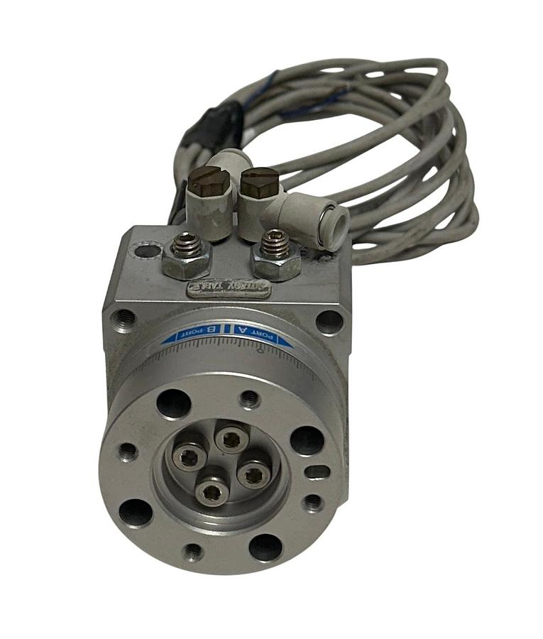 Used SMC MDSUB7-90D / MDSUB790D MSU ROTARY ACTUATOR W/ ACTUATOR D-R801 SWITCHES USNP