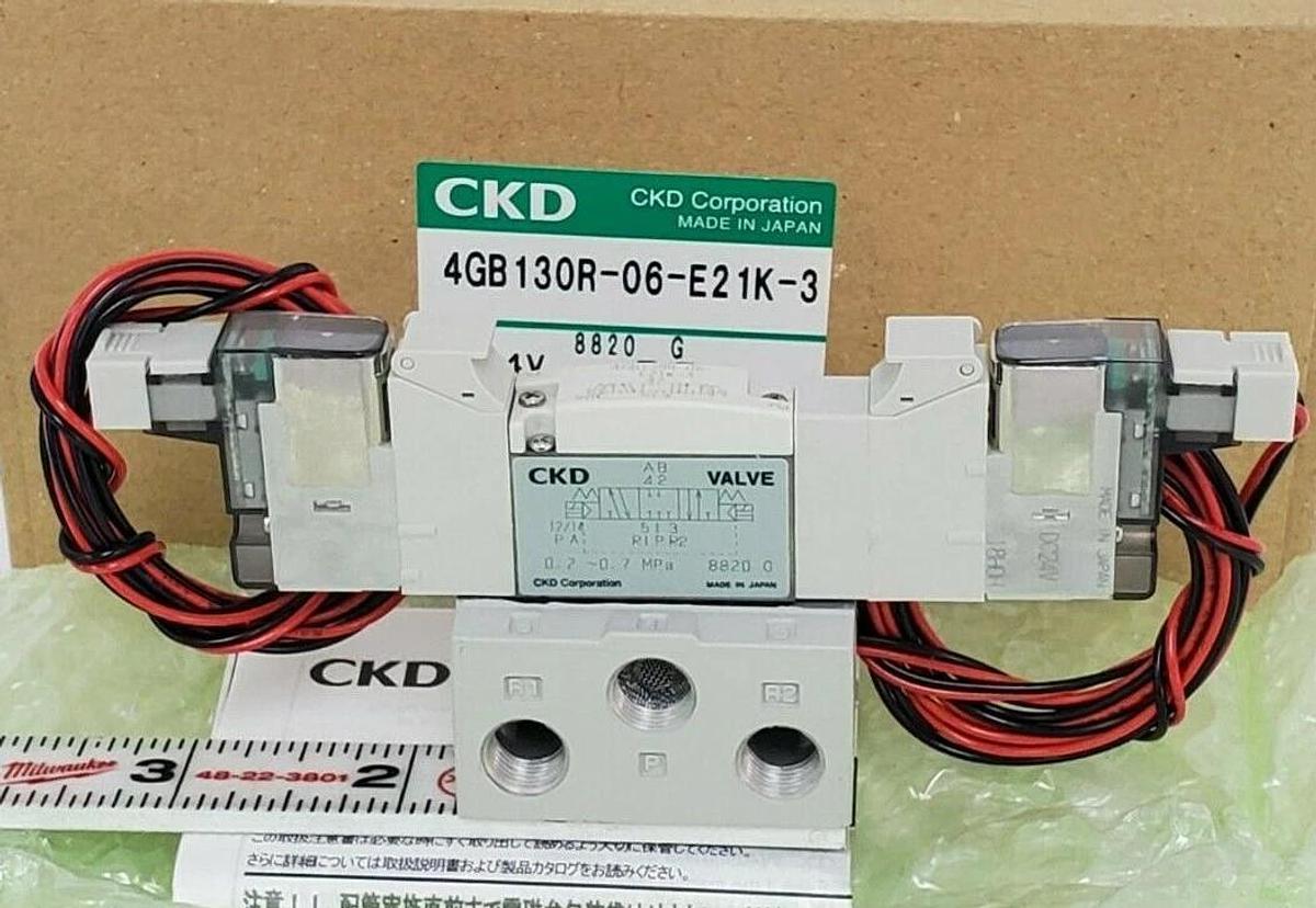 Used NIB CKD 4GB130R-06-E21K-3 SOLENOID VALVE DC24V, 4GB130R06E21K3