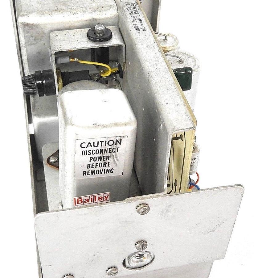 Used BAILEY METER CO. 6618760R2 AC SERVO AMPLIFIER W/ 174355 BOARD