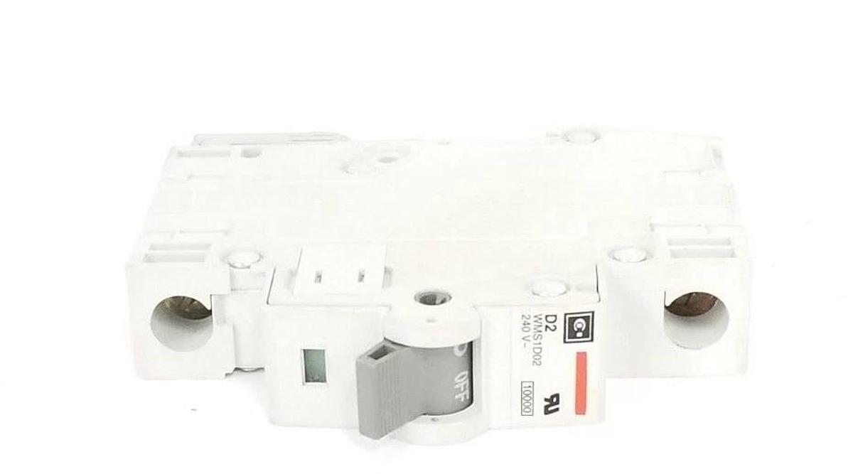 Used CUTLER HAMMER WMS1D02 CIRCUIT BREAKER 240V, 2A, 1P, D2