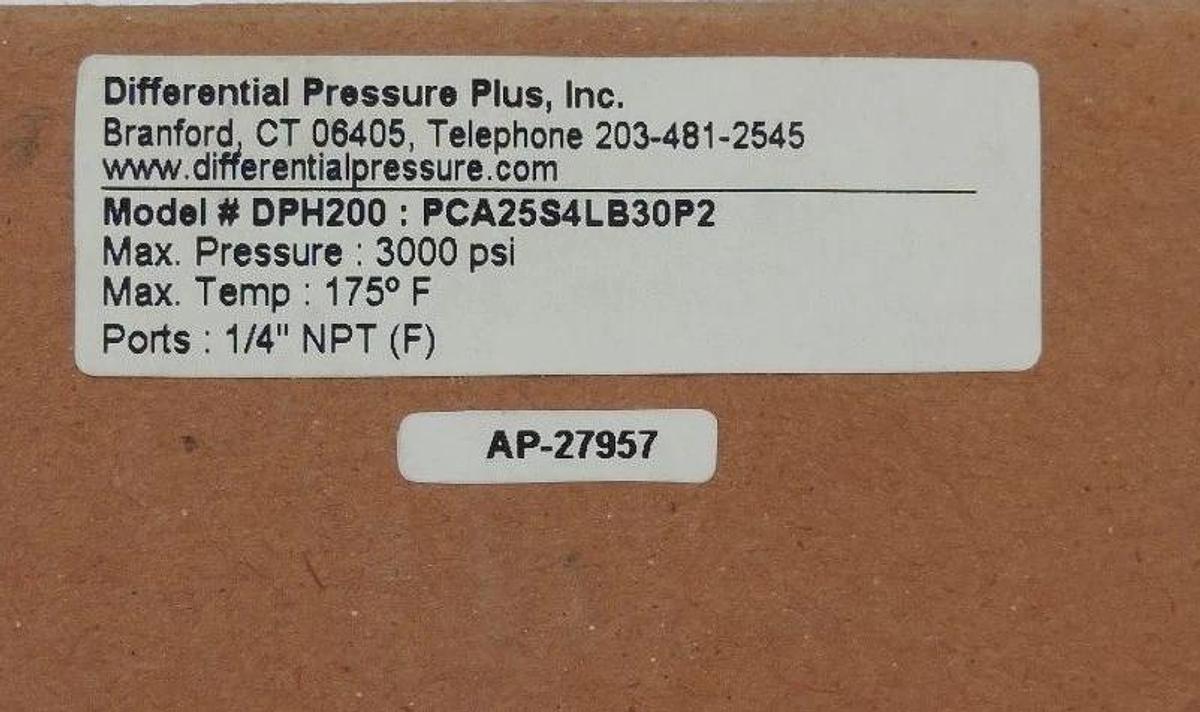 Used NIB DIFFERENTIAL PRESSURE PLUS PCA25S4LB30P2 GAUGE DPH200
